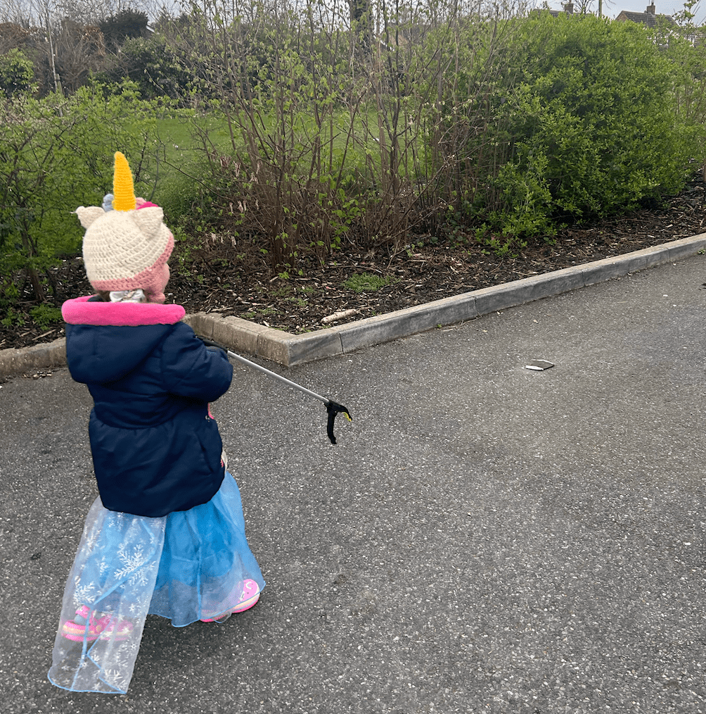eco friendly parenting litter pick 
