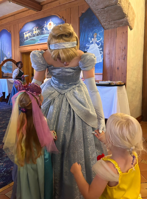 how many days do you need in disneyland paris with young kids 